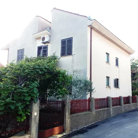 Apartment Bozena *